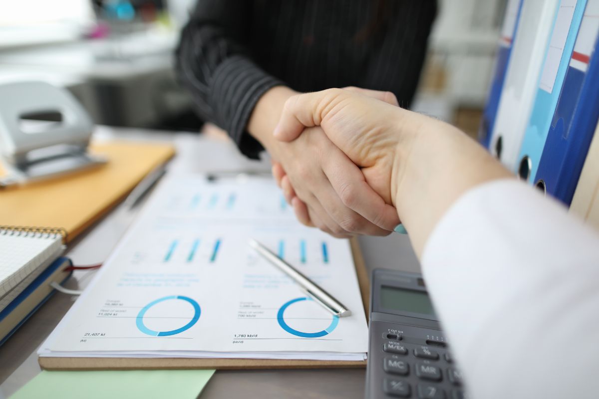 fusion de empresas, como hacerla y que ventajas tiene cadiz