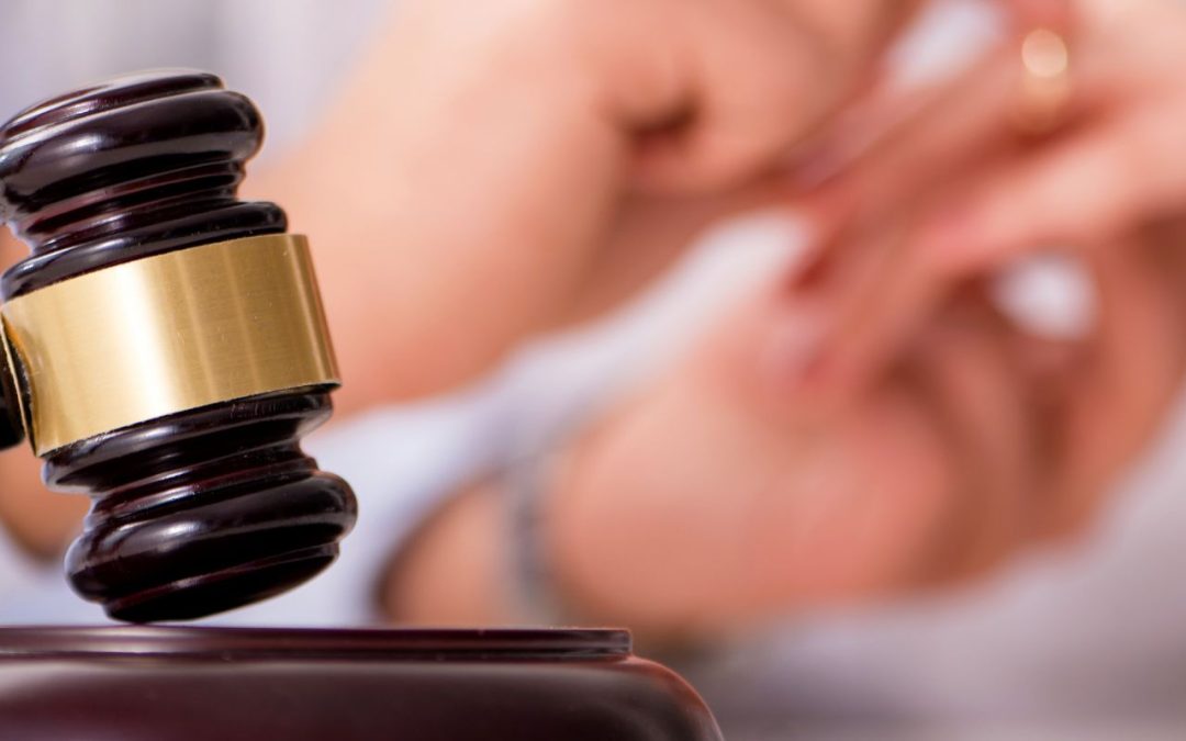 Exoneración de deuda para matrimonio en Cádiz